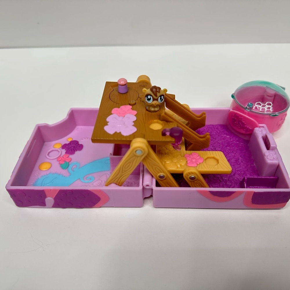 Littlest Pet Shop Teeniest Tiniest Rodents Playset VINTAGE - Picture 2 of 2
